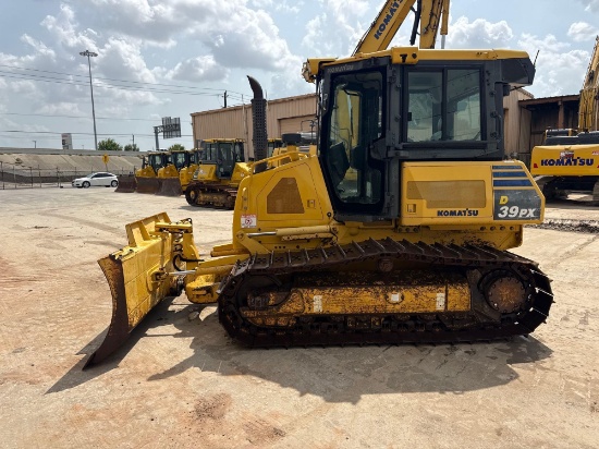 KOMATSU D39PX-23 CRAWLER TRACTOR SN:90576 powered by Komatsu SAA4D95LE diesel engine, equipped with