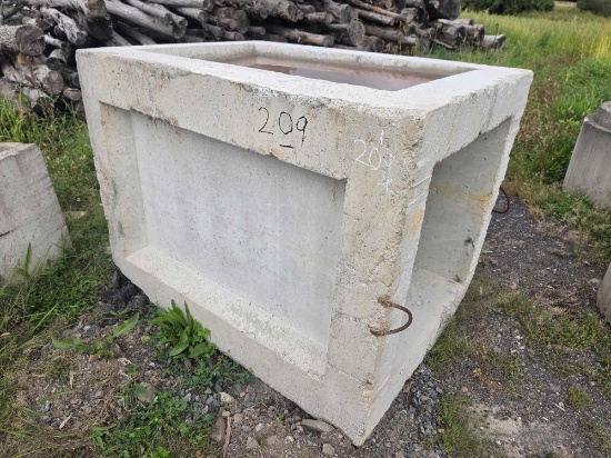 4ft. Diameter X 2ft. Precast Concrete Manhole Risers Support Equipment