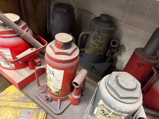 (3) 20 Ton Hydraulic Jacks Support Equipment