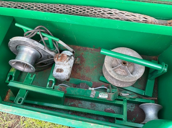 Greenlee 640 Tugger Puller W/ Box Support Equipment