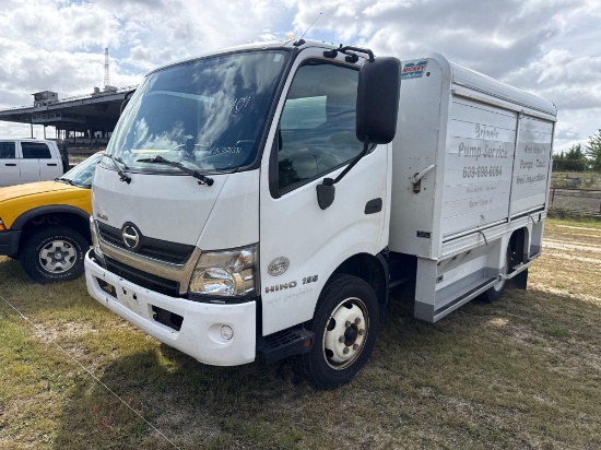 2019 HINO 195 VAN TRUCK VN:JHHKDM2H6KK001391 powered by diesel engine, equipped with Mickey aluminum
