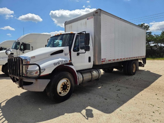2015 INTERNATIONAL VAN TRUCK VN:704678 powered by diesel engine, equipped with 5 speed automatic
