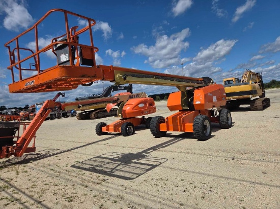 JLG 600S BOOM LIFT SN:300151025 4x4, powered by Deutz diesel engine, equipped with 60ft. Platform
