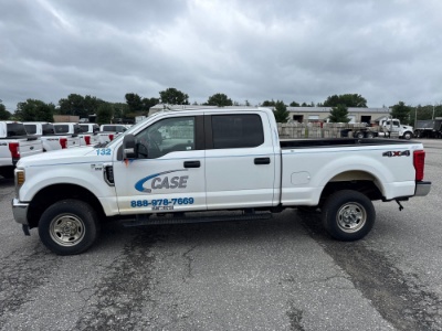 2019 FORD F350XL PICKUP TRUCK VN:1FT8W3B65KEC82694 4x4, powered by 6.2L gas engine, equipped with