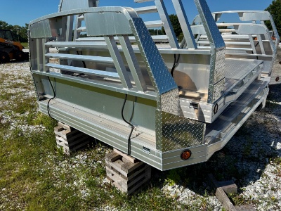 NEW HILLSBORO 8FT. ALUMINUM FLATBED BODY Gooseneck hitch, trailer hitch receiver.
