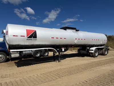 1992 ETNYRE ASPHALT TRAILER VN:1E9T44303NE007166 equipped with 87,000lb GVWR, hose tray, spring