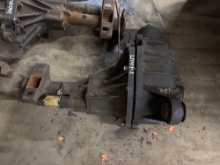 FRONT AXLE DIFFERENTIAL ASSEMBLY PARTS SUPPORT EQUIPMENT