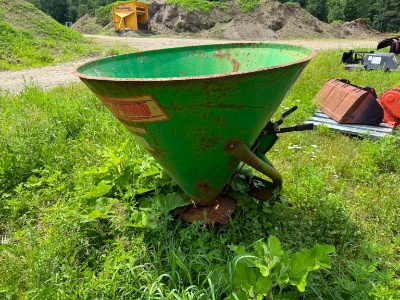 Eurospand S503l Spreader Tractor Attachment