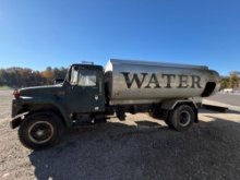 INTERNATIONAL S1900 WATER TRUCK VN:604817 Bill of Sale Only.