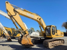 JOHN DEERE 330LC HYDRAULIC EXCAVATOR SN:80323 powered by John Deere diesel engine, equipped with
