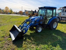 2025 NEW HOLLAND BOOMER 40 AGRICULTURAL TRACTOR 4x4, powered by diesel engine, equipped with EROPS,