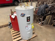 BRADFORD WHITE RE340S6-INCWW AUTOMATIC STORAGE WATER HEATER, 40 GALLON SUPPORT EQUIPMENT