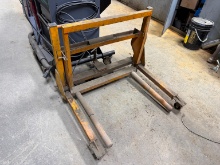 TIRE DOLLY SUPPORT EQUIPMENT