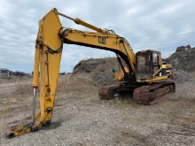 CAT 325L HYDRAULIC EXCAVATOR SN:7LM00926 powered by Cat 3116T diesel engine, equipped with Cab, a...