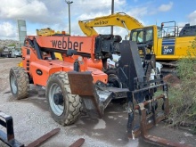 SKYTRAK 10054 TELESCOPIC FORKLIFT SN:9356 4x4, powered by diesel engine, equipped with OROPS,