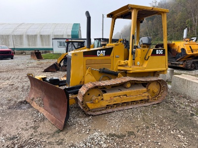 CAT D3C SERIES III CRAWLER TRACTOR SN:6SL00706 powered by Cat 3046T diesel engine, equipped with
