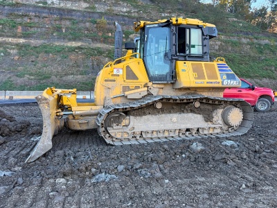 2021 KOMATSU D61PXI-24 CRAWLER TRACTOR SN:45184 powered by Komatsu SAA6D107E-3 diesel engine,