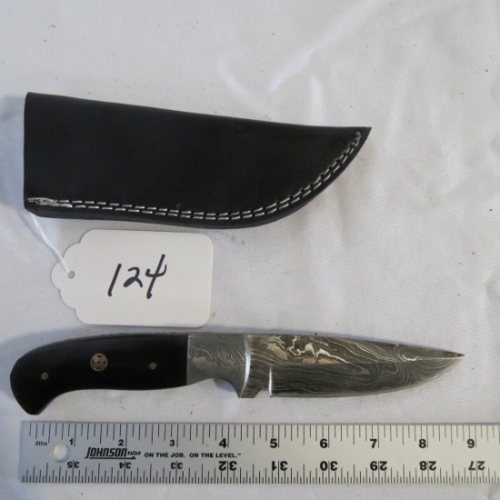 Hand Made Damascus Knife