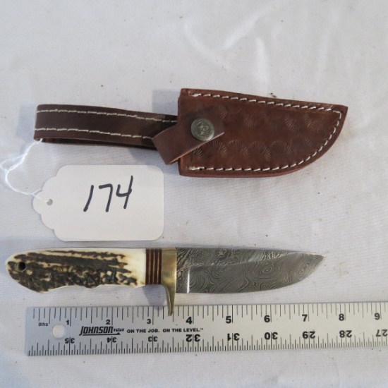 Hand Made Damascus Knife