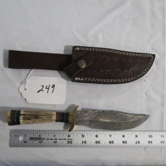 Hand Made Damascus Knife