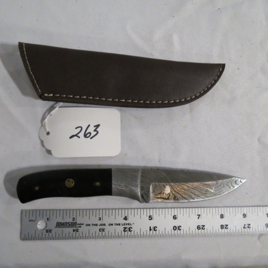 Hand Made Damascus Knife