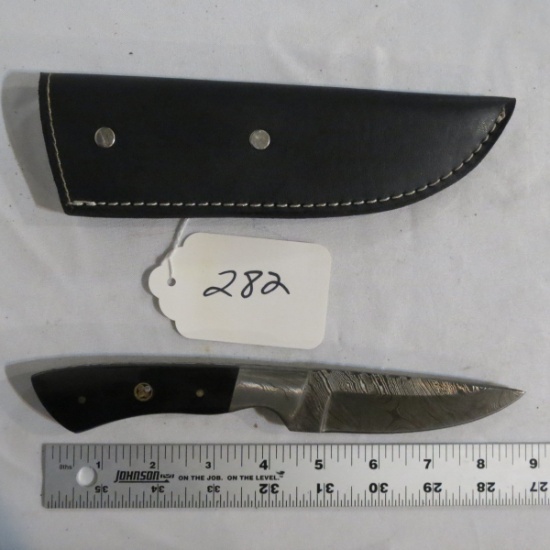 Hand Made Damascus Knife