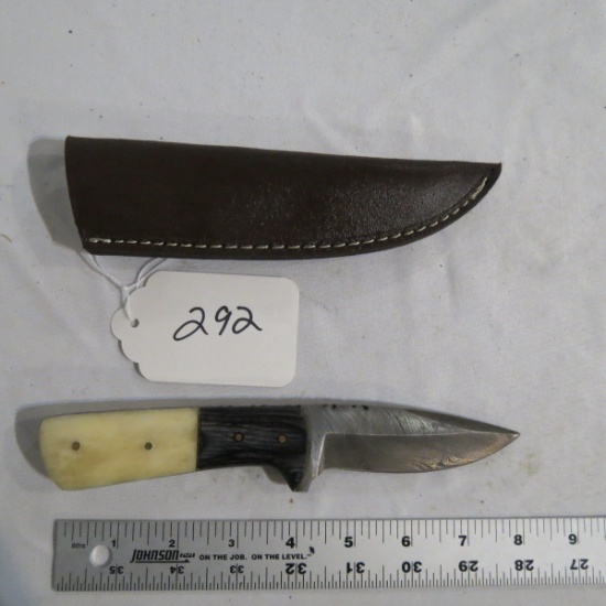Hand Made Damascus Knife