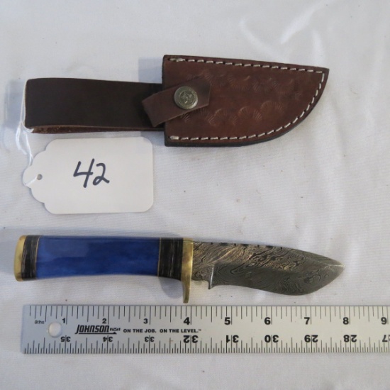 Hand Made Damascus Knife