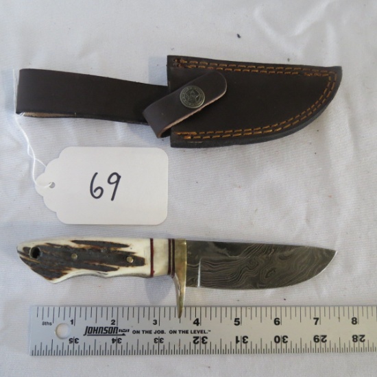 Hand Made Damascus Knife