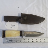 Hand Made Damascus Knife