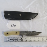 Hand Made Damascus Knife