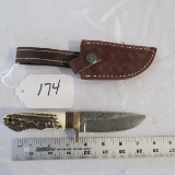 Hand Made Damascus Knife