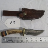 Hand Made Damascus Knife