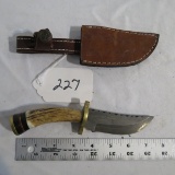 Hand Made Damascus Knife