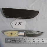 Hand Made Damascus Knife