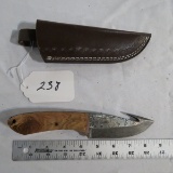 Hand Made Damascus Knife