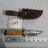 Hand Made Damascus Knife