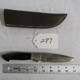Hand Made Damascus Knife