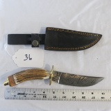 Hand Made Damascus Knife