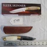 Sleek Skinner