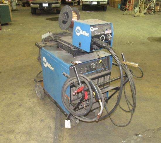 Miller Deltaweld 302 Welding Power Source-