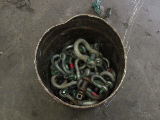 (Approx Qty - 25) Shackles-