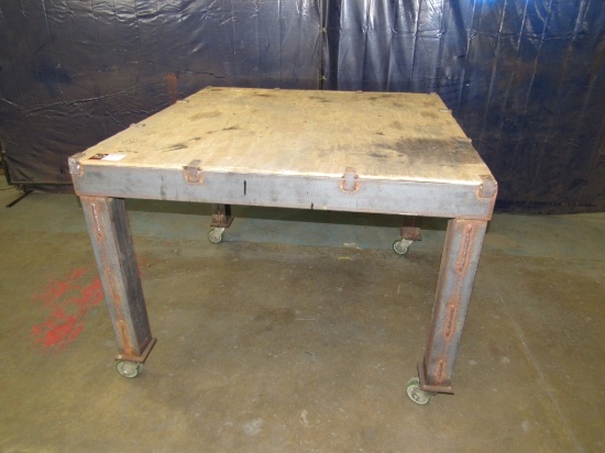Rolling Table-