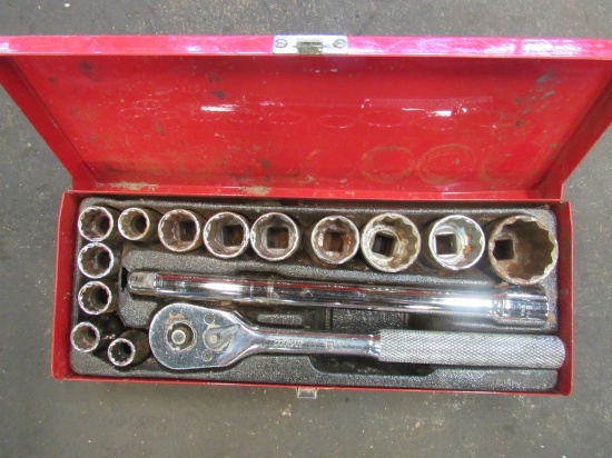15 Pc. Socket Set-