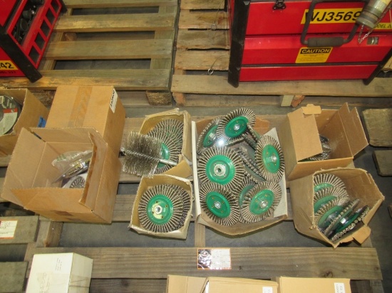 (Approx Qty - 40) Twist Wire Wheels-