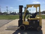 Hyster 3500 lb Fork Lift w/ Infinity PEI Charger-