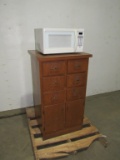 Cabinet and Microwave-