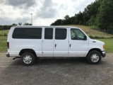 2004 Ford E-Series Wagon 2WD