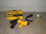 DeWalt 15.5 Ga Hardwood Flooring Stapler-