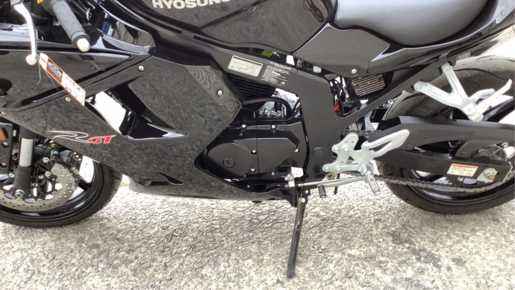 16 Hyosung Gt250r Cars Vehicles Motorcycles Online Auctions Proxibid